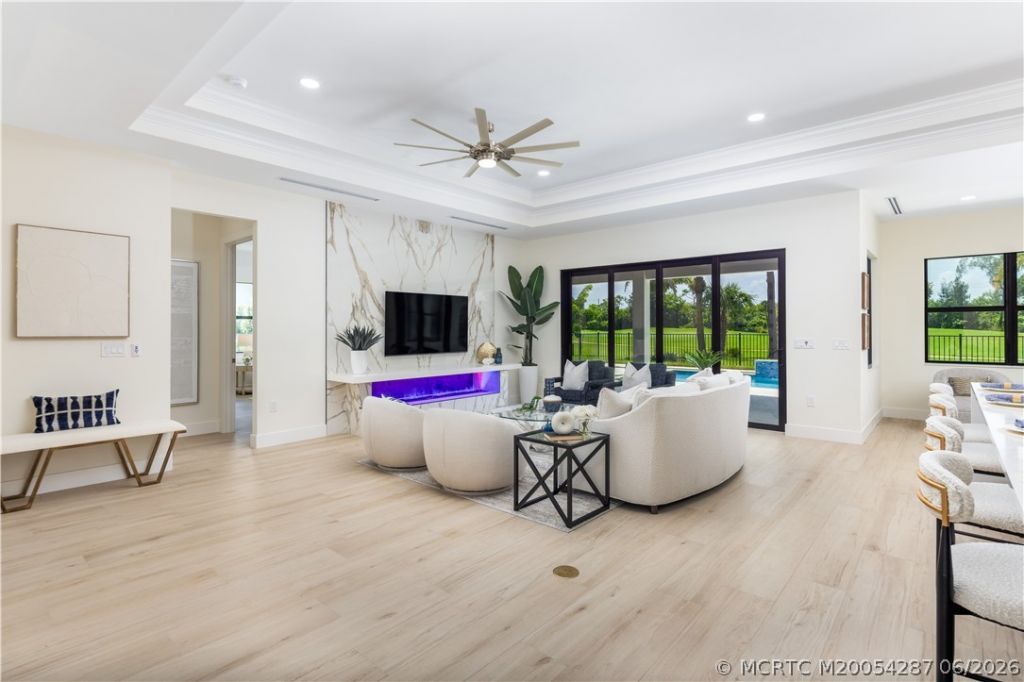 5101 SE Burning Tree Circle, Stuart, FL 34997 Photo