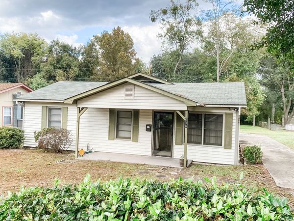 618 Robinson Drive, Jesup, GA 31545