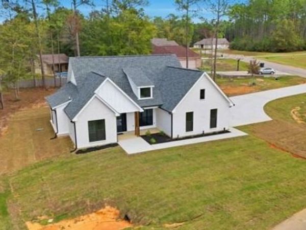 55 Switch Drive, Carriere, MS 39426