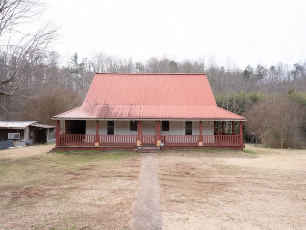 2478 Highway 39 E, Englewood, TN 37329