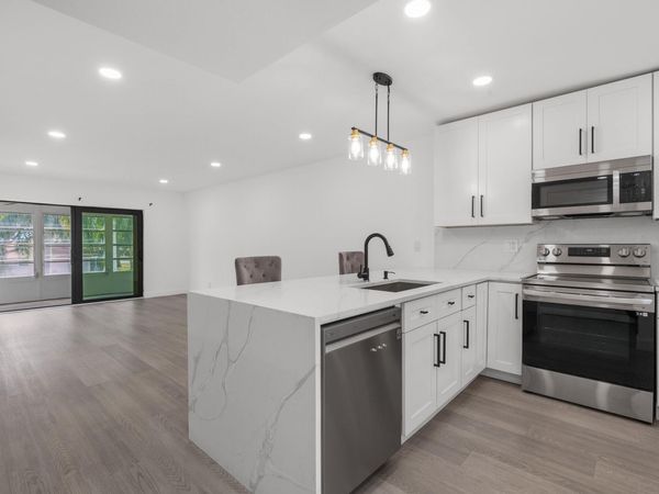 5 Abbey Lane, Unit 207, Delray Beach, FL 33446