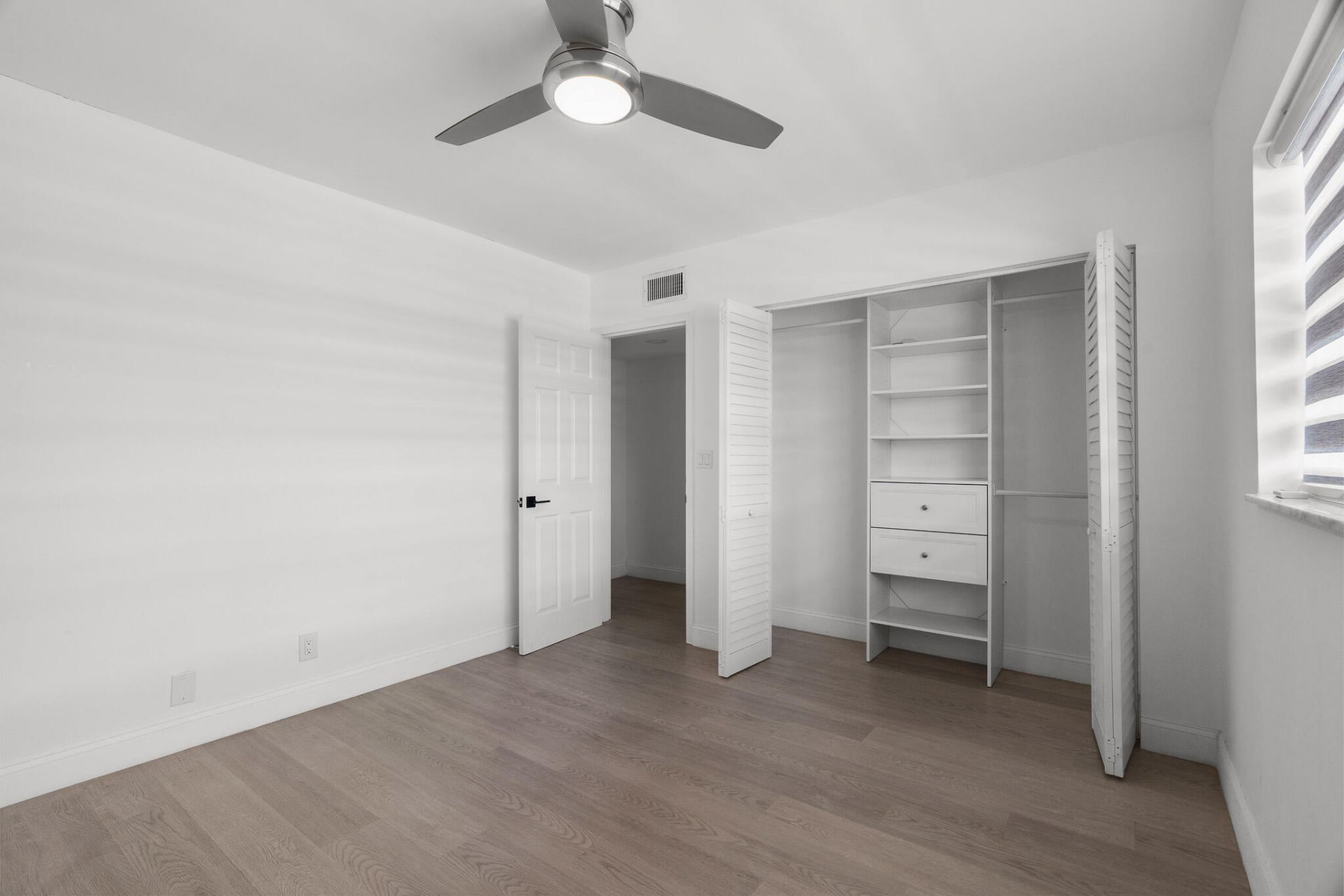 5 Abbey Lane, Unit 207, Delray Beach, FL 33446 Photo