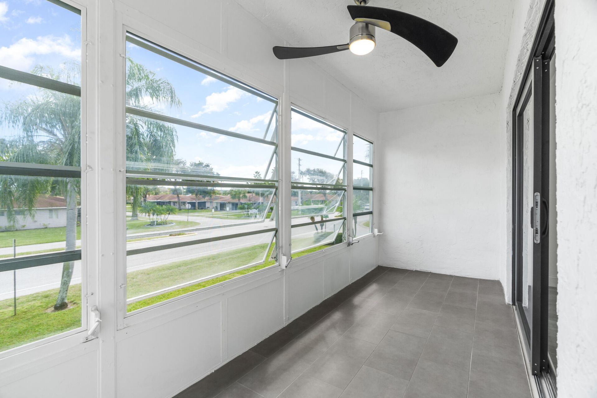 5 Abbey Lane, Unit 207, Delray Beach, FL 33446 Photo