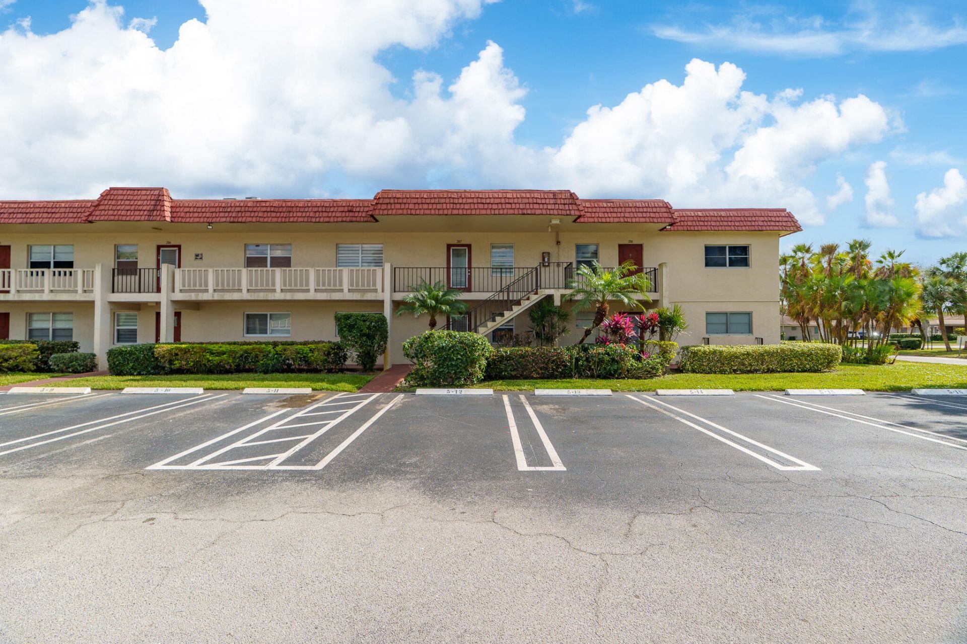 5 Abbey Lane, Unit 207, Delray Beach, FL 33446 Photo