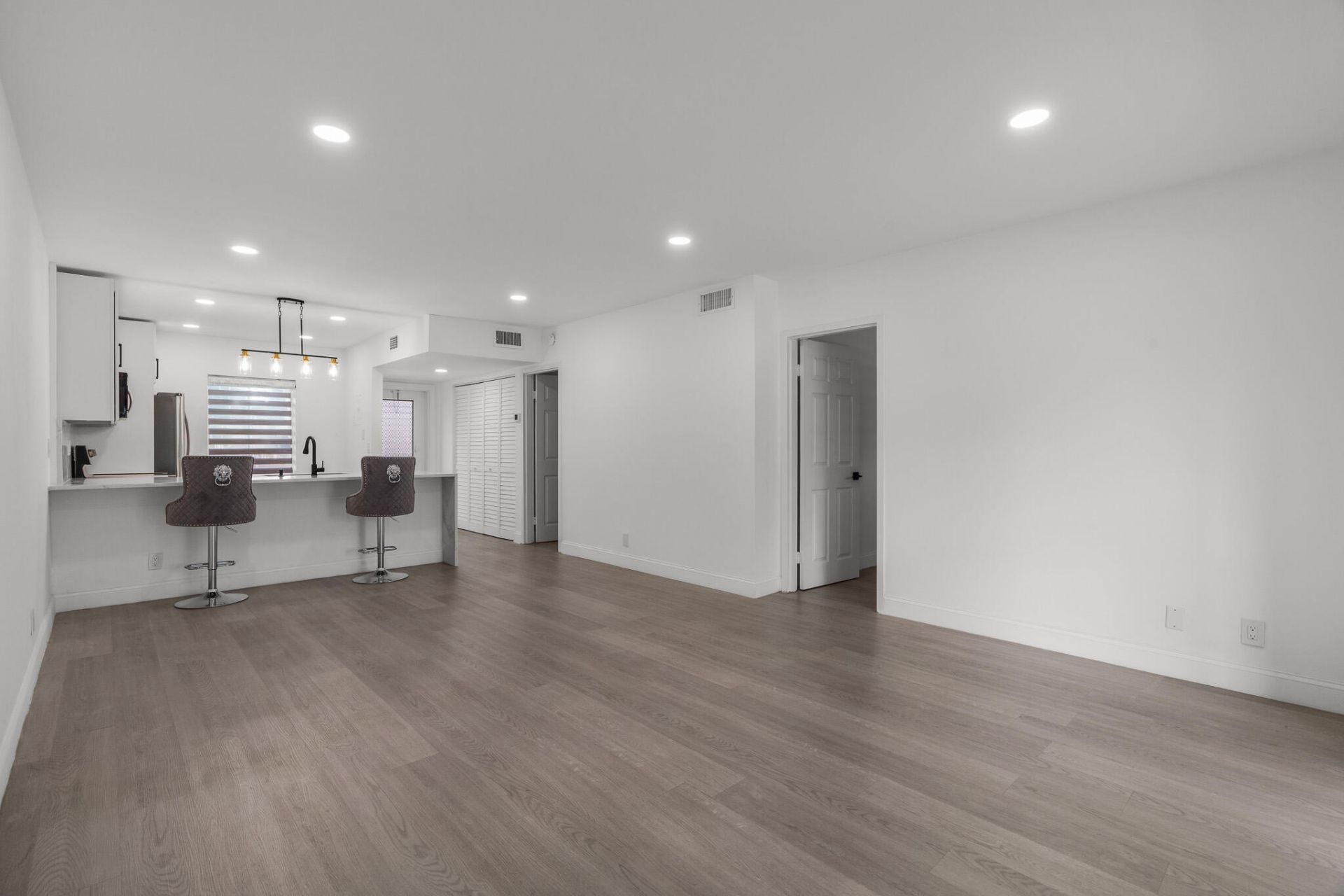 5 Abbey Lane, Unit 207, Delray Beach, FL 33446 Photo