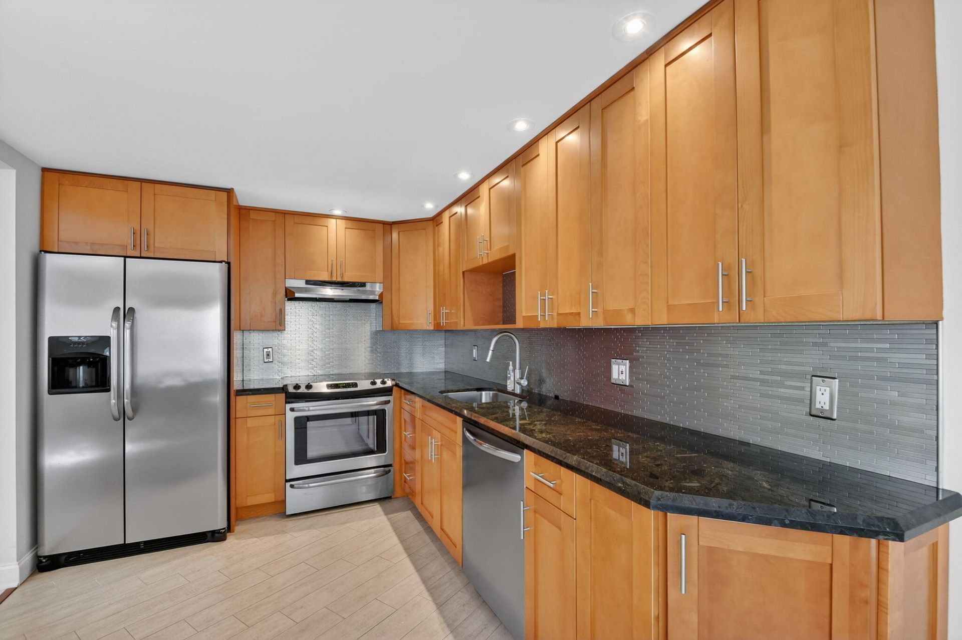 98 Saxony C, Delray Beach, FL 33446 Photo