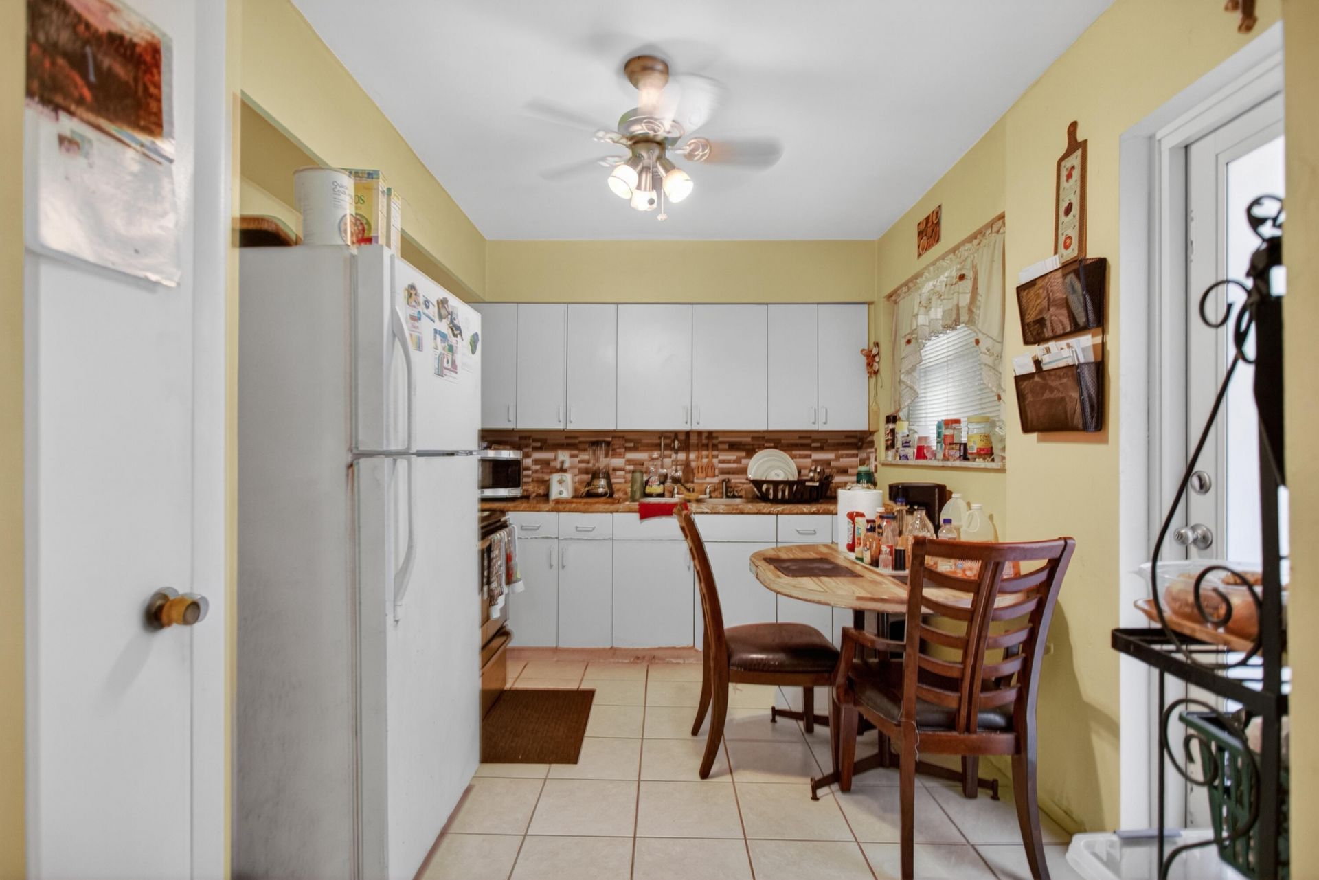 142 NW 8th Avenue, Dania, FL 33004 Photo