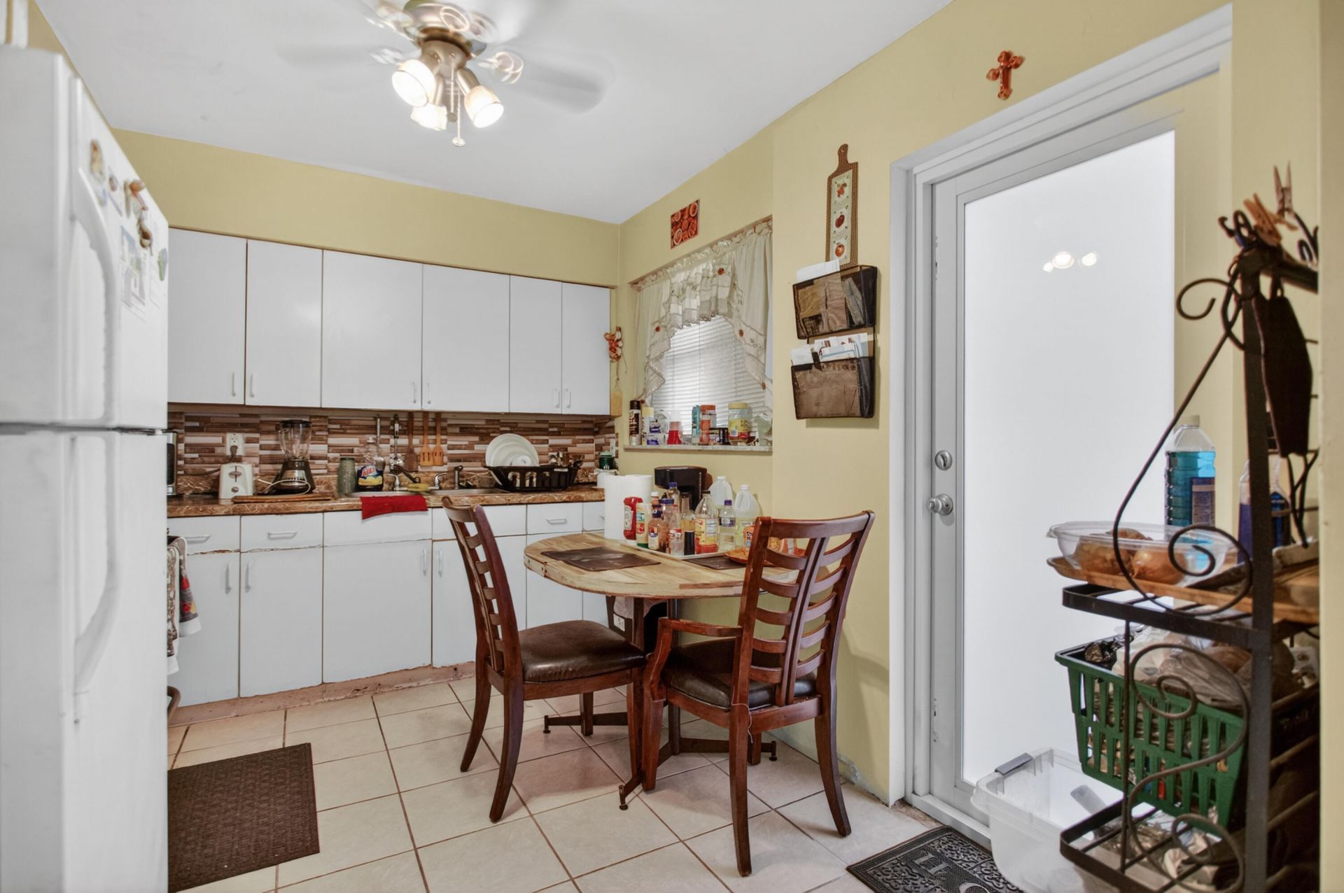 142 NW 8th Avenue, Dania, FL 33004 Photo