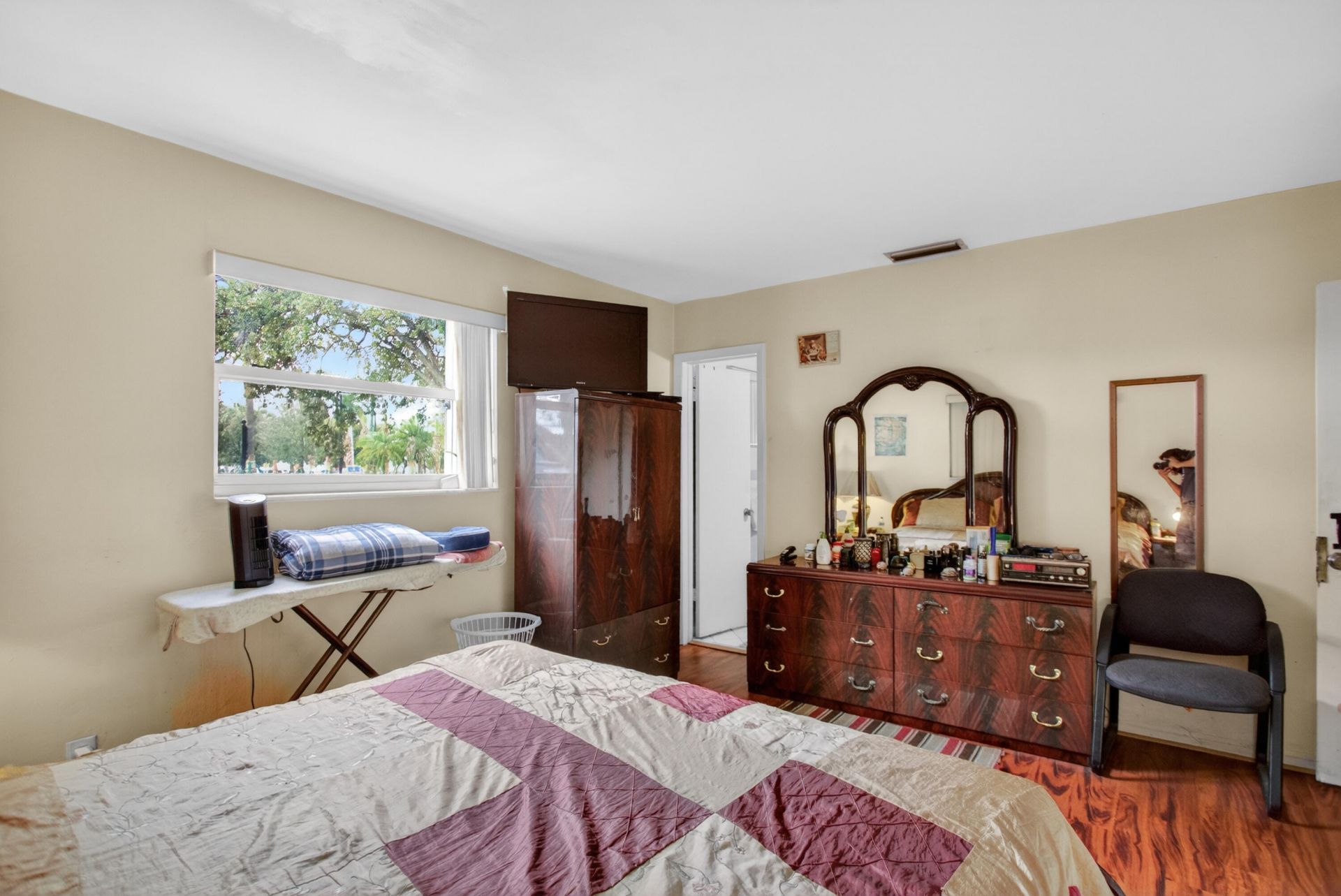 142 NW 8th Avenue, Dania, FL 33004 Photo