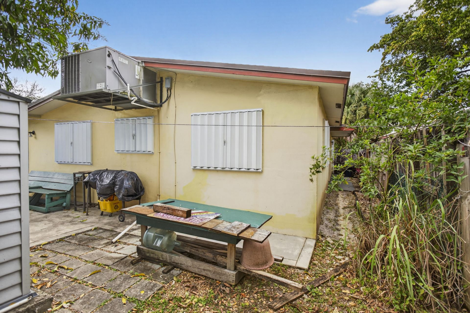 142 NW 8th Avenue, Dania, FL 33004 Photo