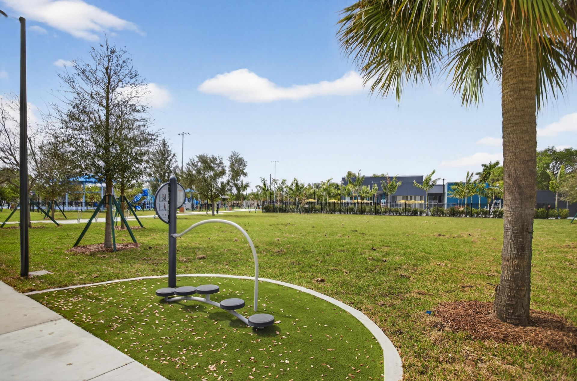 142 NW 8th Avenue, Dania, FL 33004 Photo