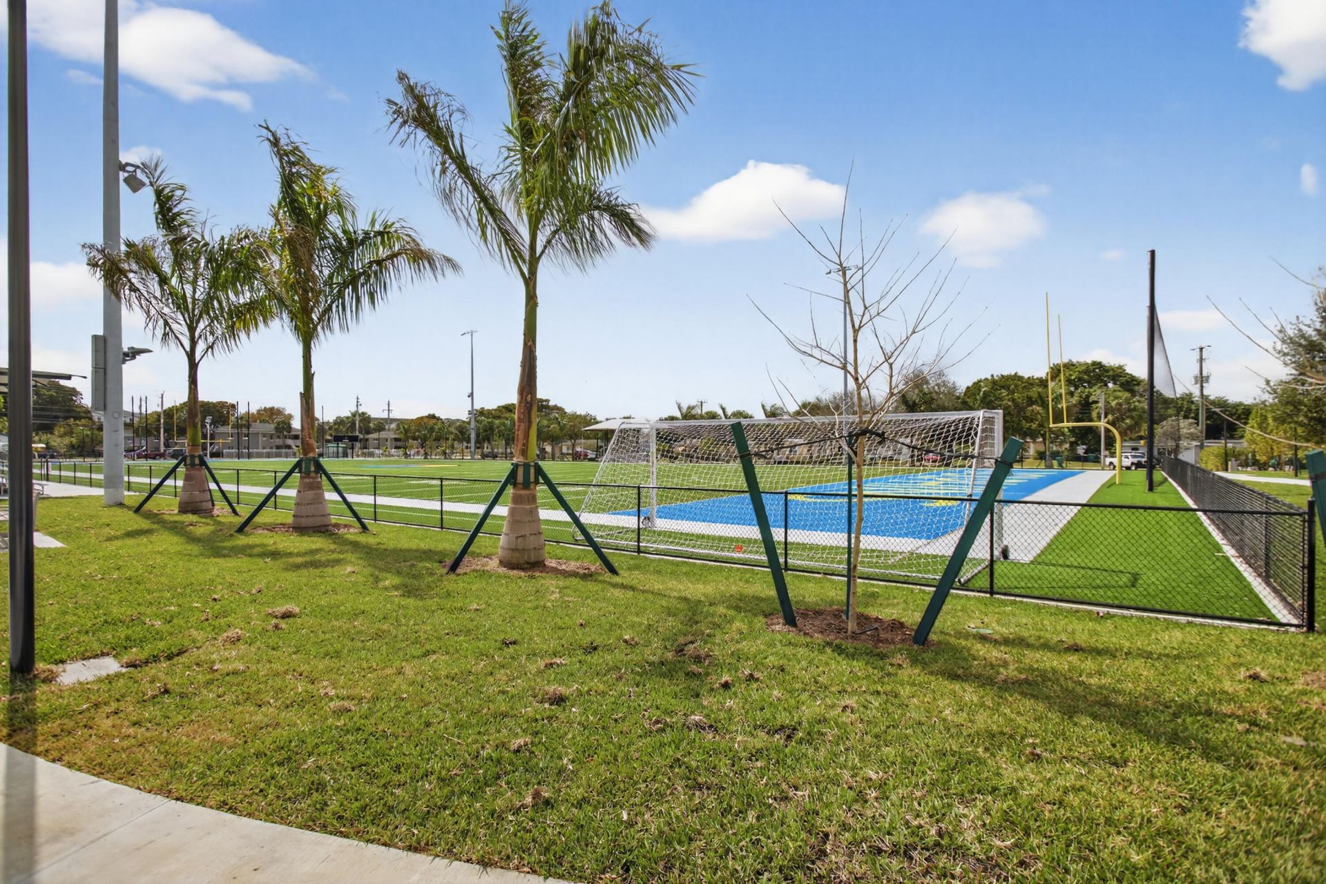 142 NW 8th Avenue, Dania, FL 33004 Photo