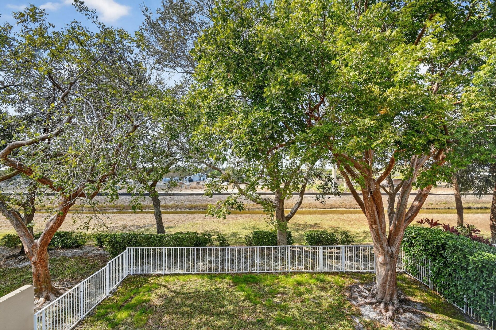 231 Berenger Walk, Royal Palm Beach, FL 33414 Photo