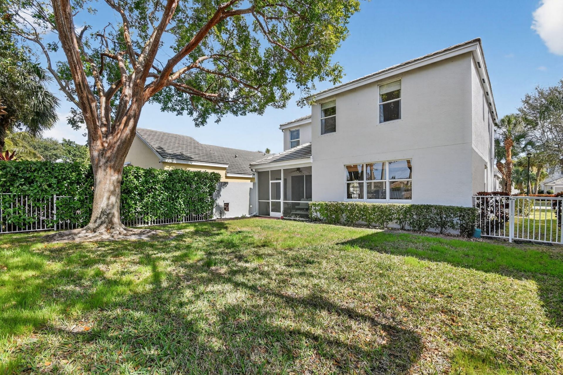 231 Berenger Walk, Royal Palm Beach, FL 33414 Photo