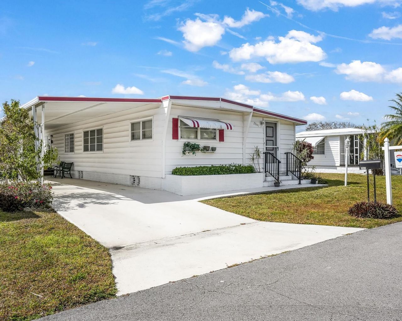 2041 SW 83rd Avenue, Davie, FL 33324 Photo