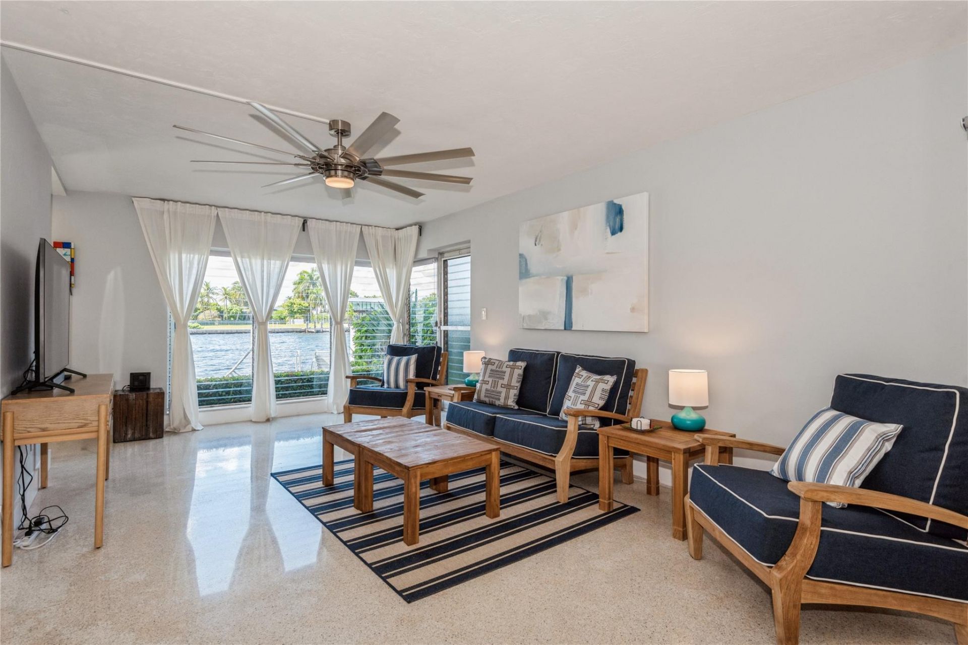 561 Bayshore Drive, Unit 6, Fort Lauderdale, FL 33304 Photo