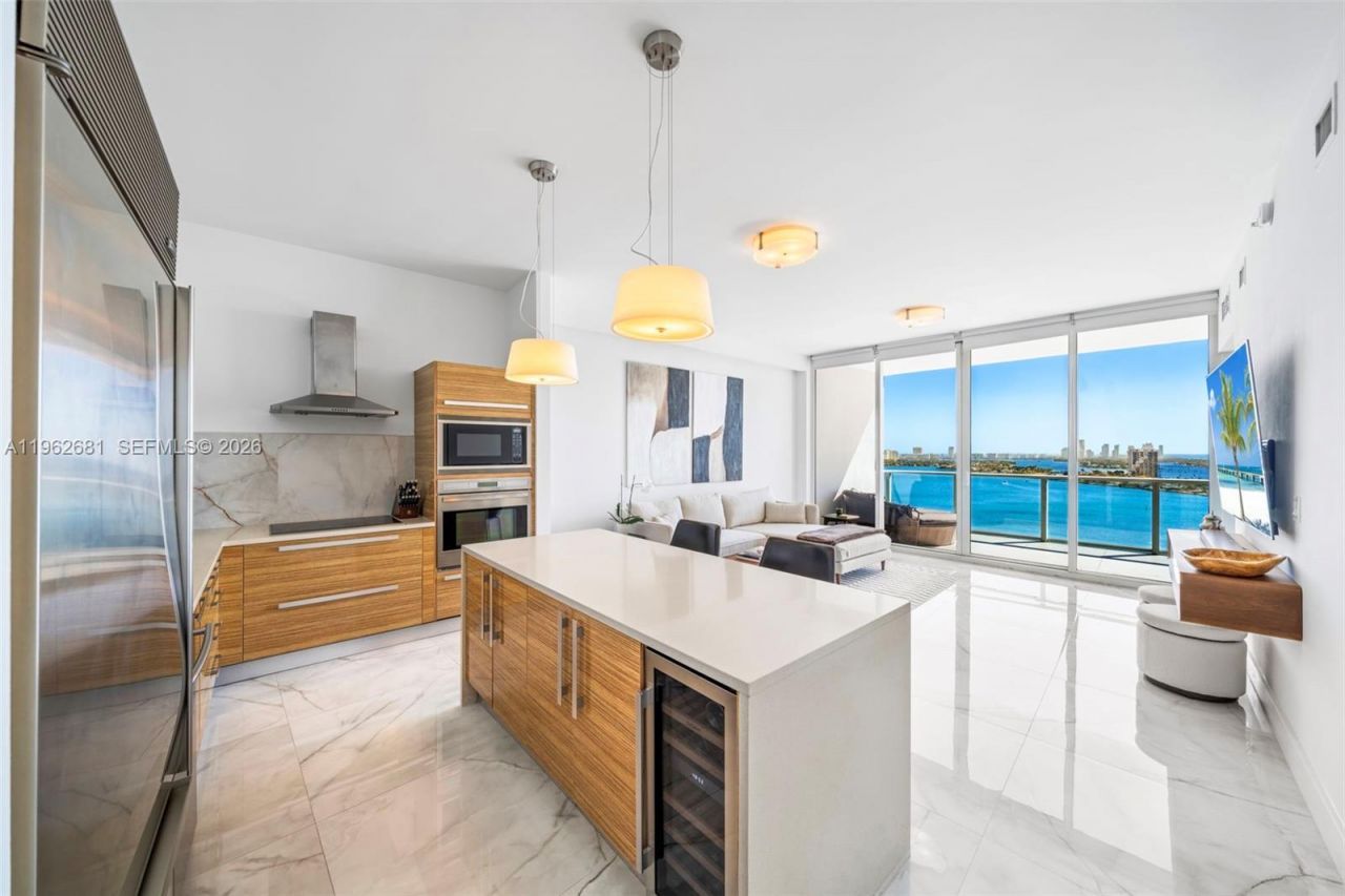 2020 N Bayshore Dr, Unit 2305, Miami, FL 33137 Photo