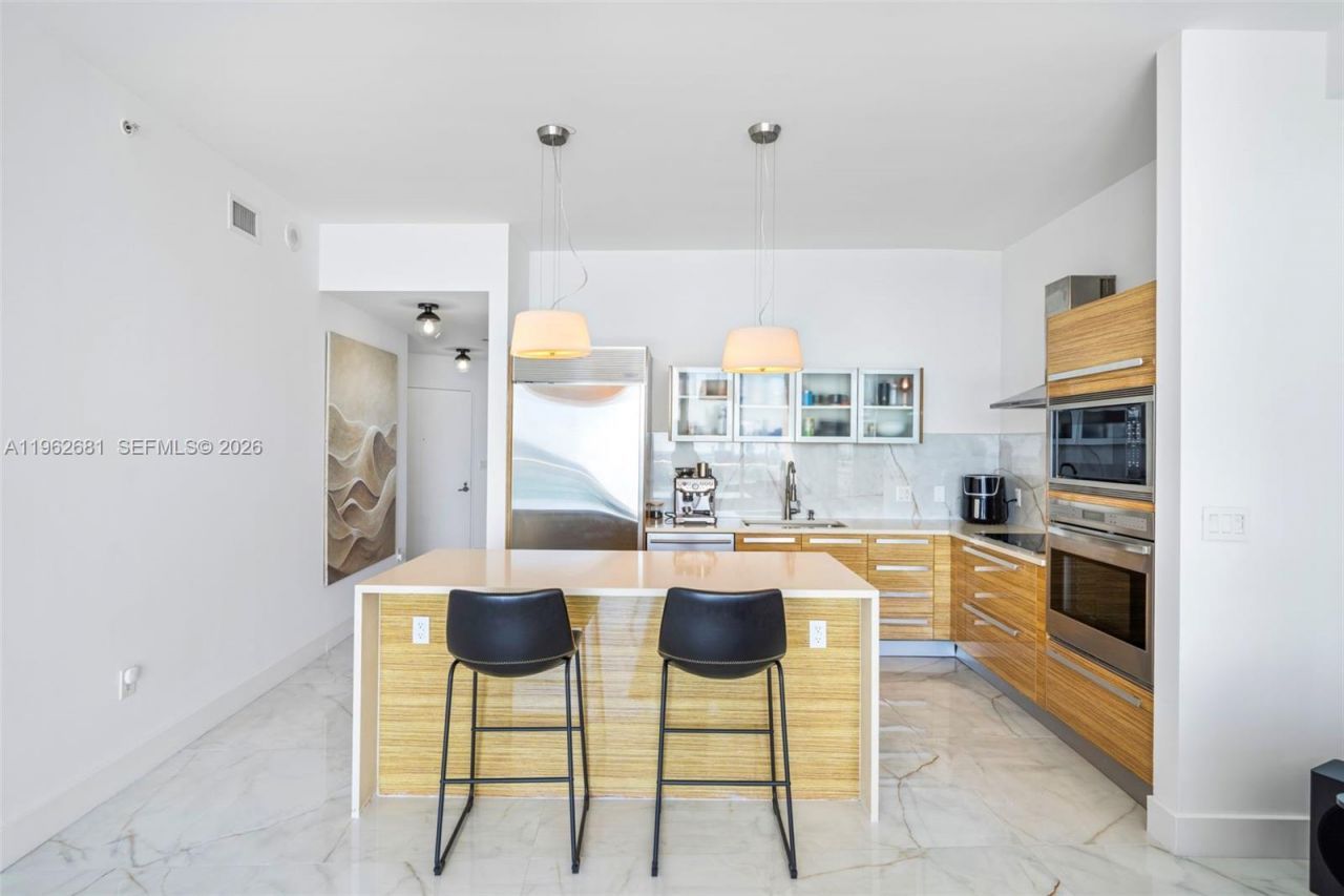 2020 N Bayshore Dr, Unit 2305, Miami, FL 33137 Photo