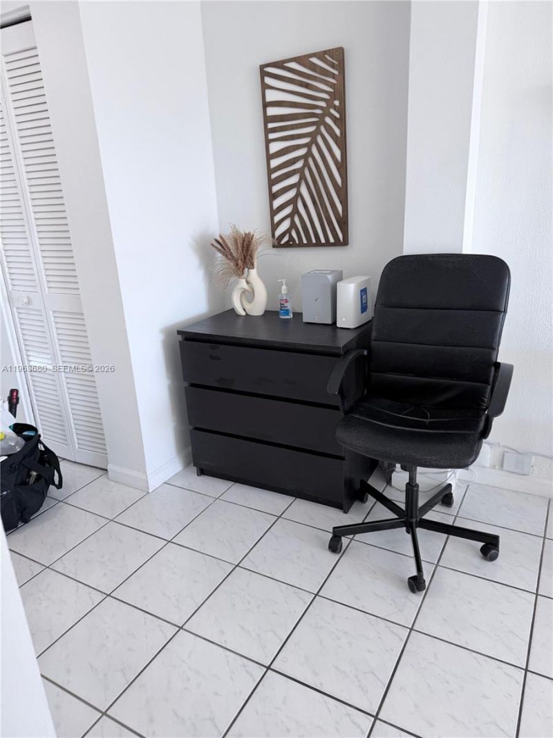 7904 West Dr, Unit 411, North Bay Village, FL 33141 Photo