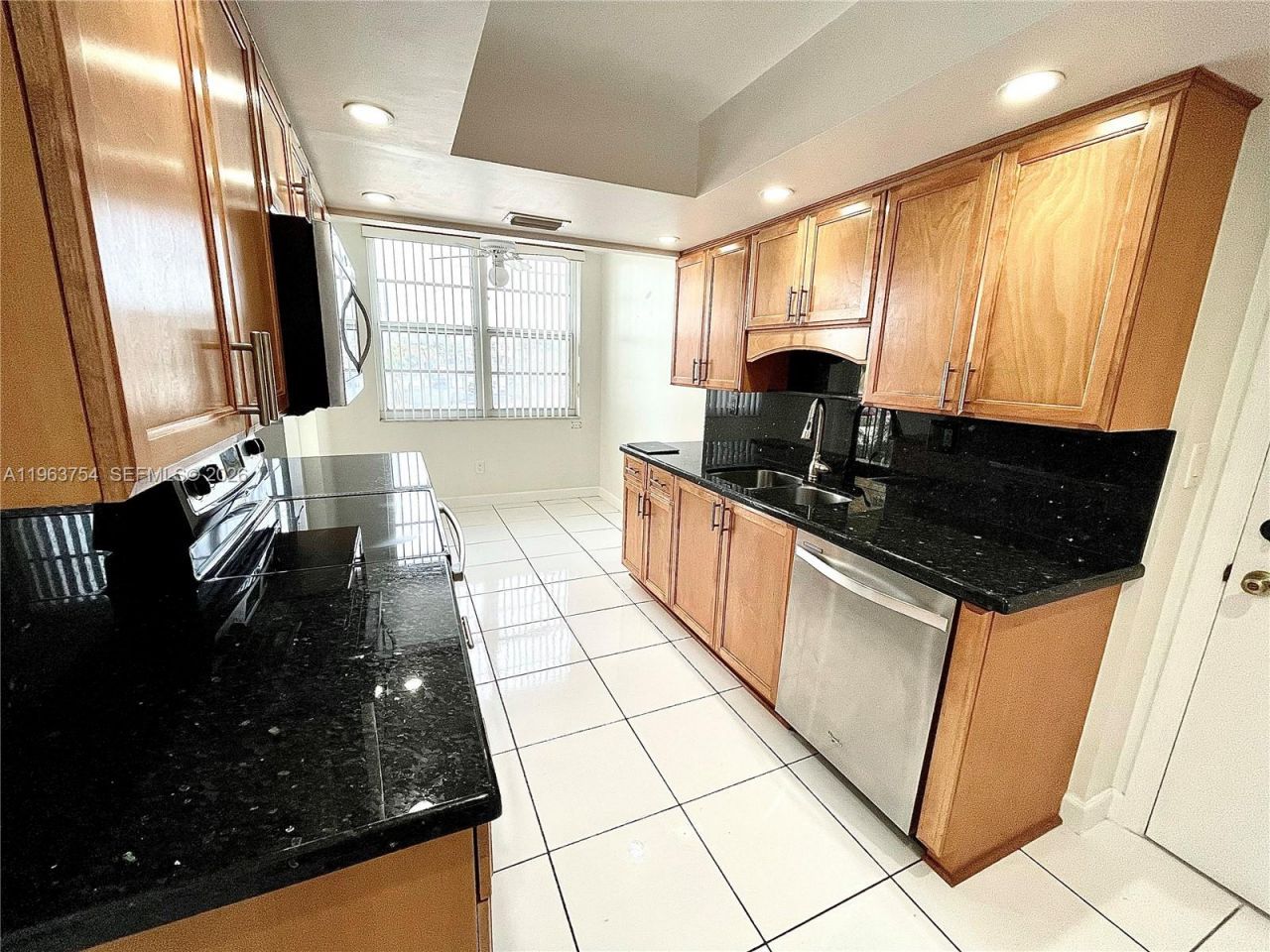 1501 S Ocean Dr, Unit 204, Hollywood, FL 33019 Photo