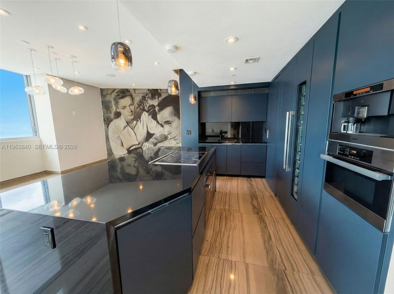 92 SW 3rd St, Unit PH5213, Miami, FL 33130 Photo