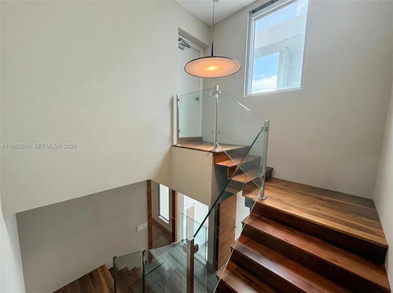 92 SW 3rd St, Unit PH5213, Miami, FL 33130 Photo