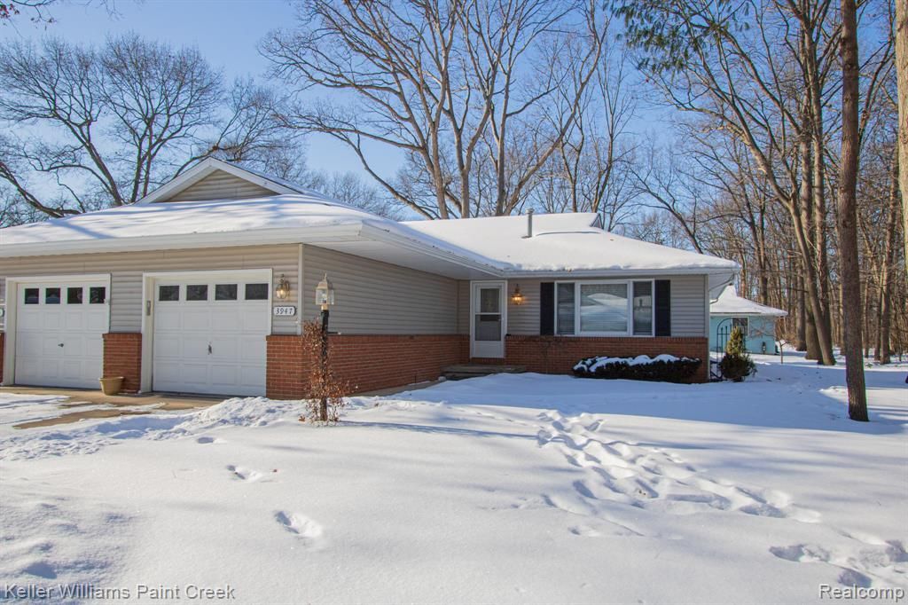 3947 Butternut Court, Port Huron, MI 48060 Main Photo