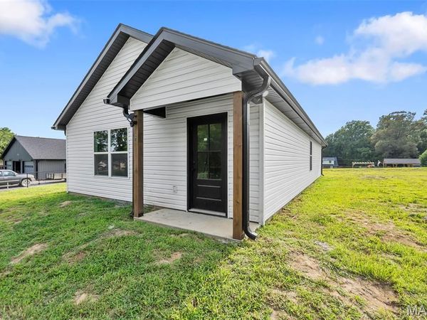 881 Scott Street, Scott City, MO 63780