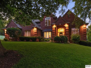 13330 Binney Street, Omaha, NE 68164