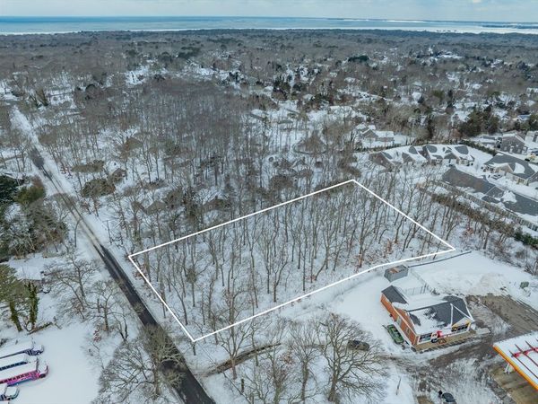 20 Oak Rd, Eastham, MA 02642