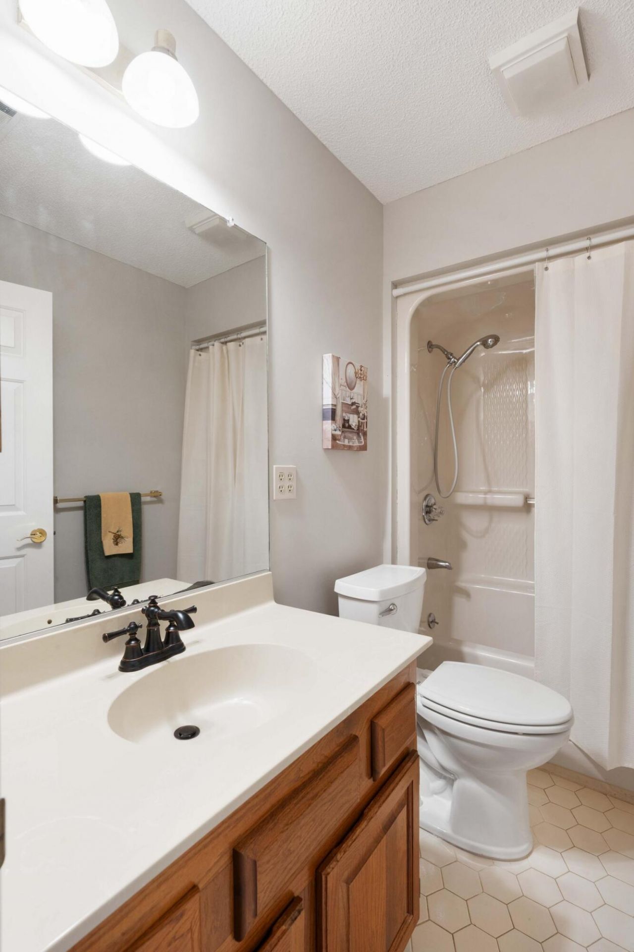 9150 Spring Branch Court Photo 6