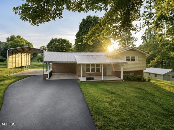 1370 Circle Drive, Loudon, TN 37774