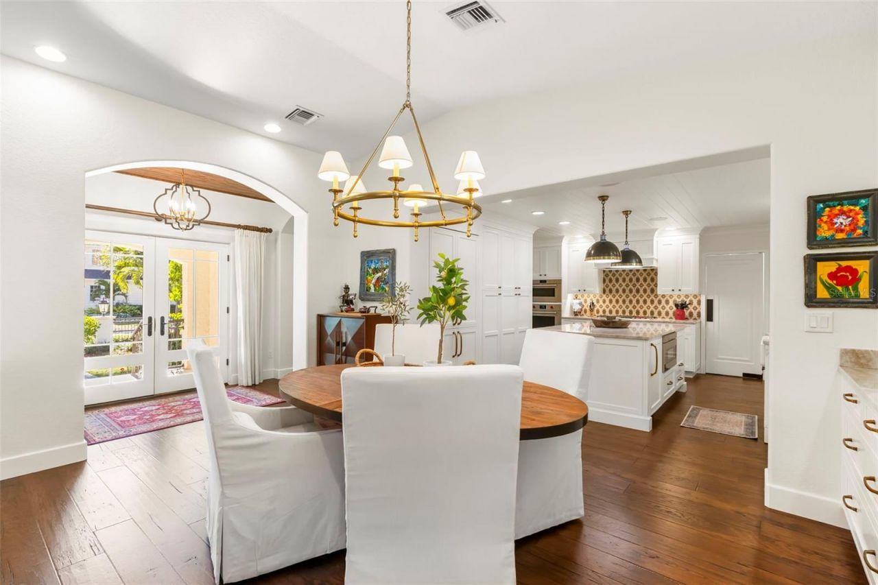 815 15th Avenue Ne, Saint Petersburg, FL 33704 Photo