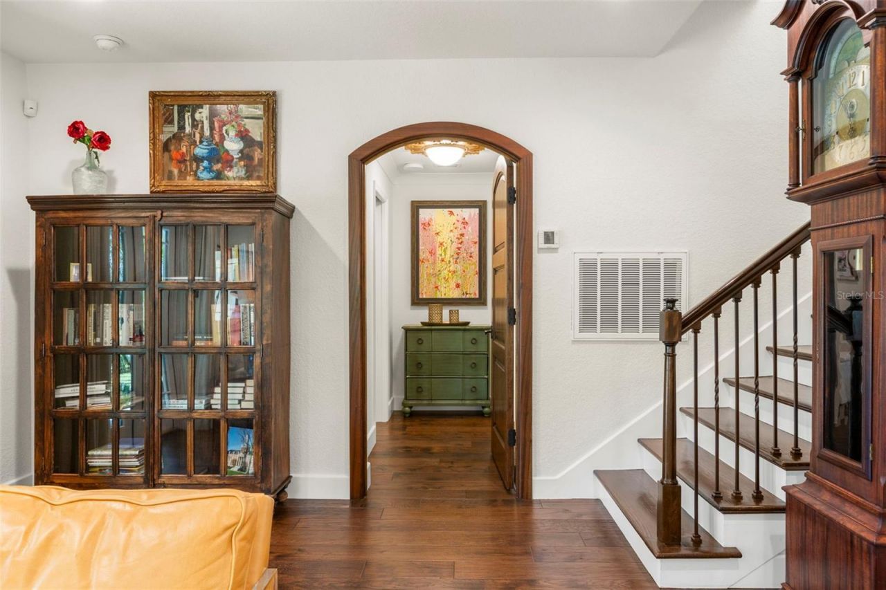 815 15th Avenue Ne, Saint Petersburg, FL 33704 Photo