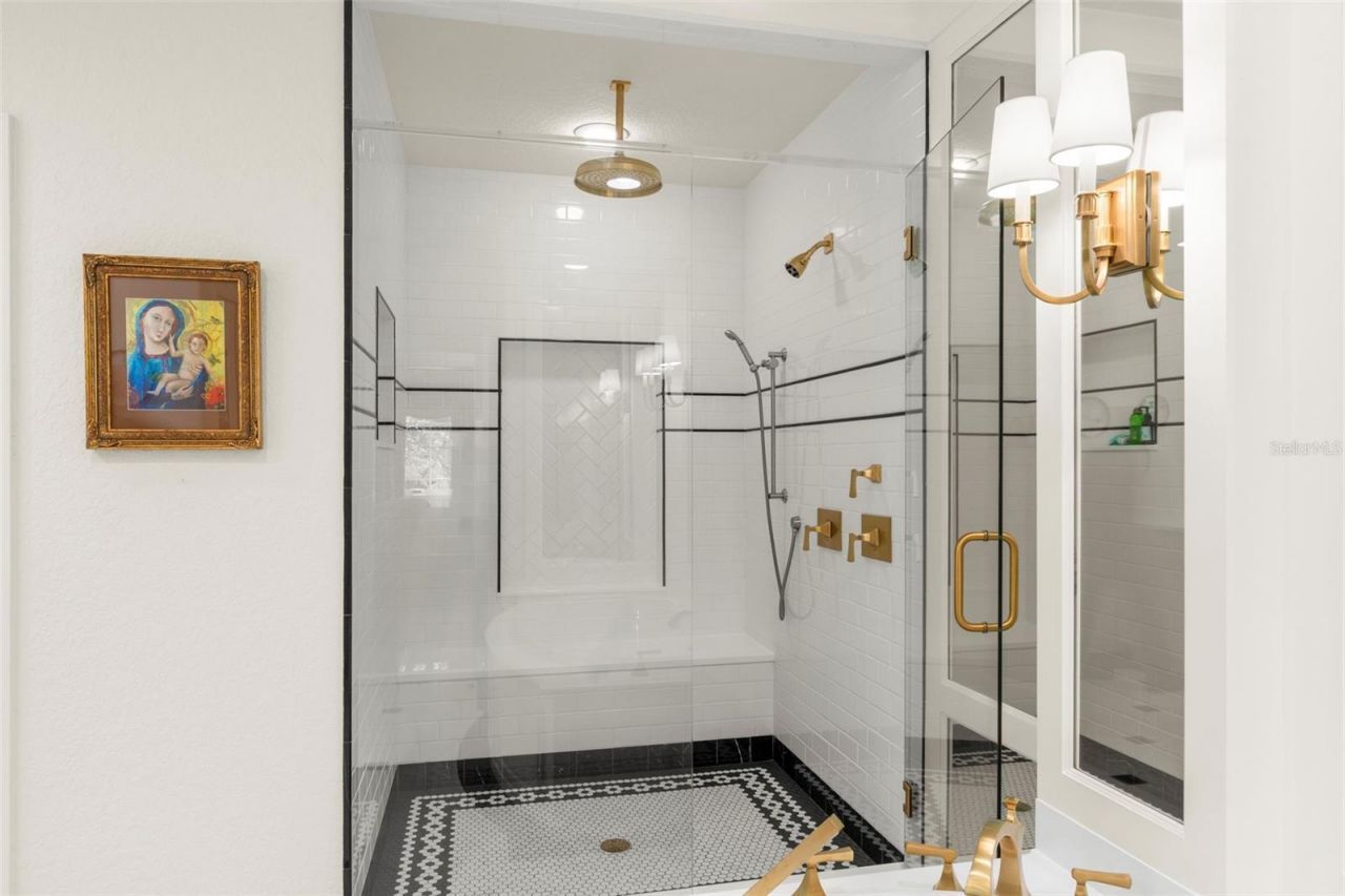 815 15th Avenue Ne, Saint Petersburg, FL 33704 Photo