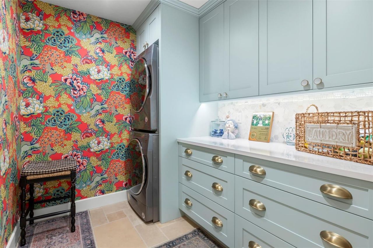 815 15th Avenue Ne, Saint Petersburg, FL 33704 Photo