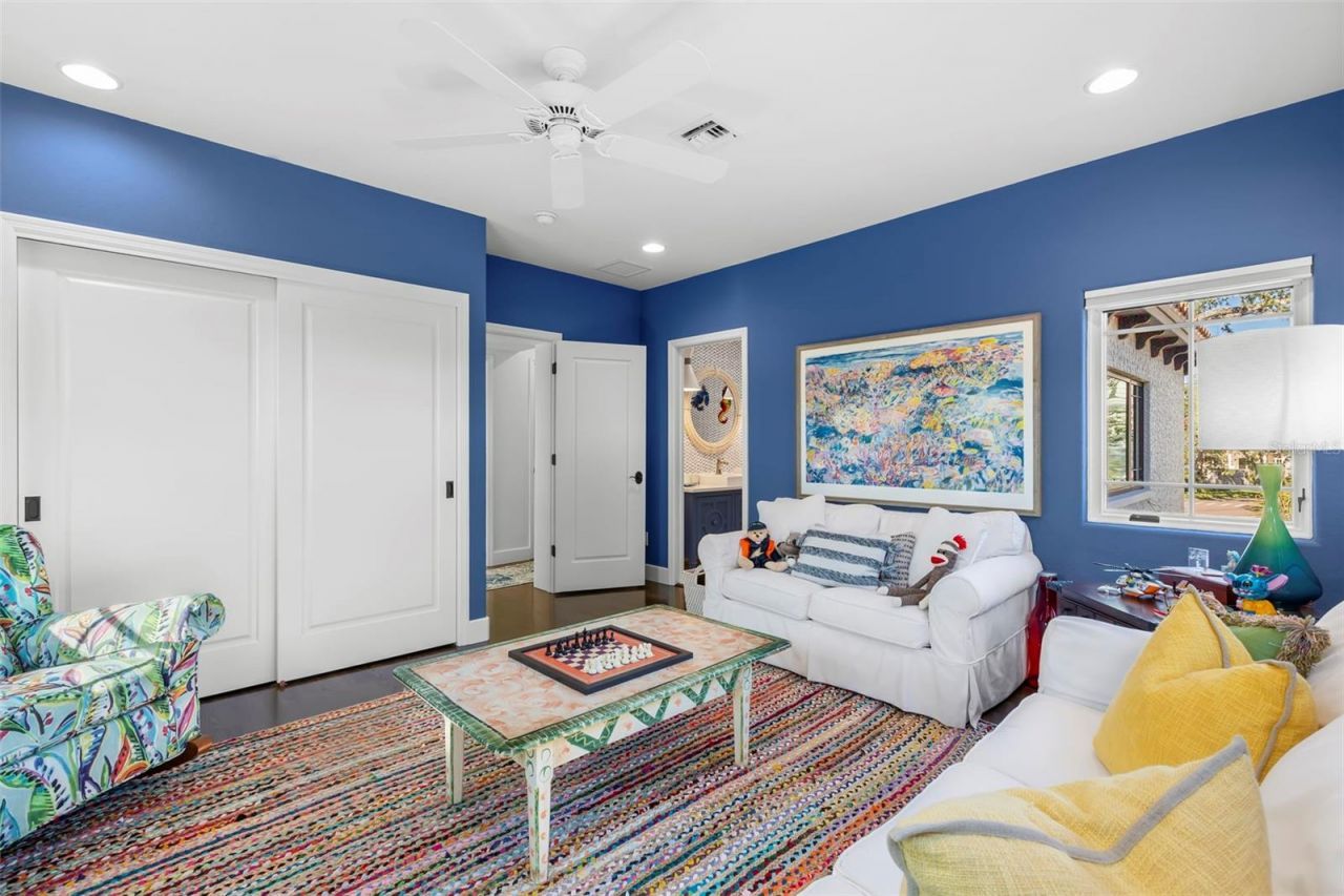 815 15th Avenue Ne, Saint Petersburg, FL 33704 Photo