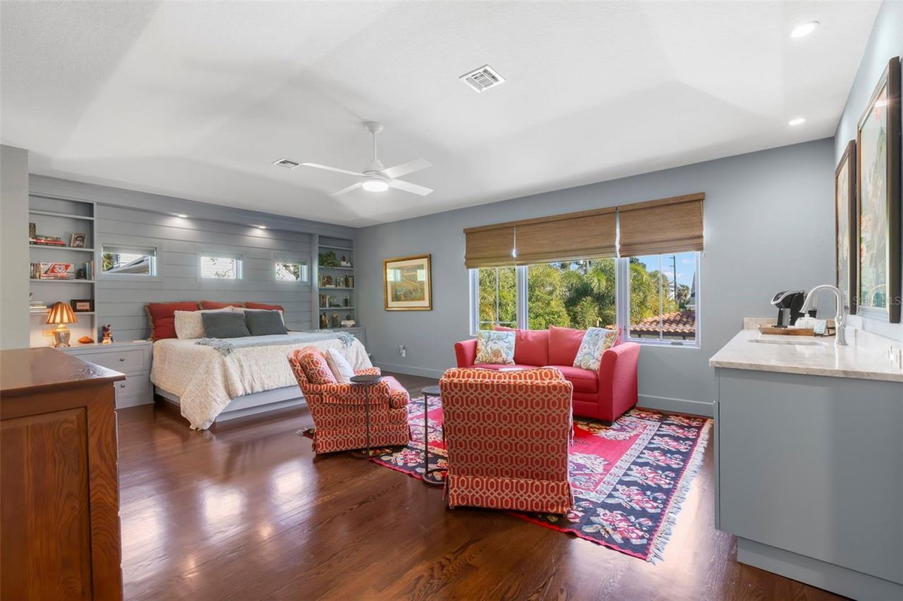 815 15th Avenue Ne, Saint Petersburg, FL 33704 Photo