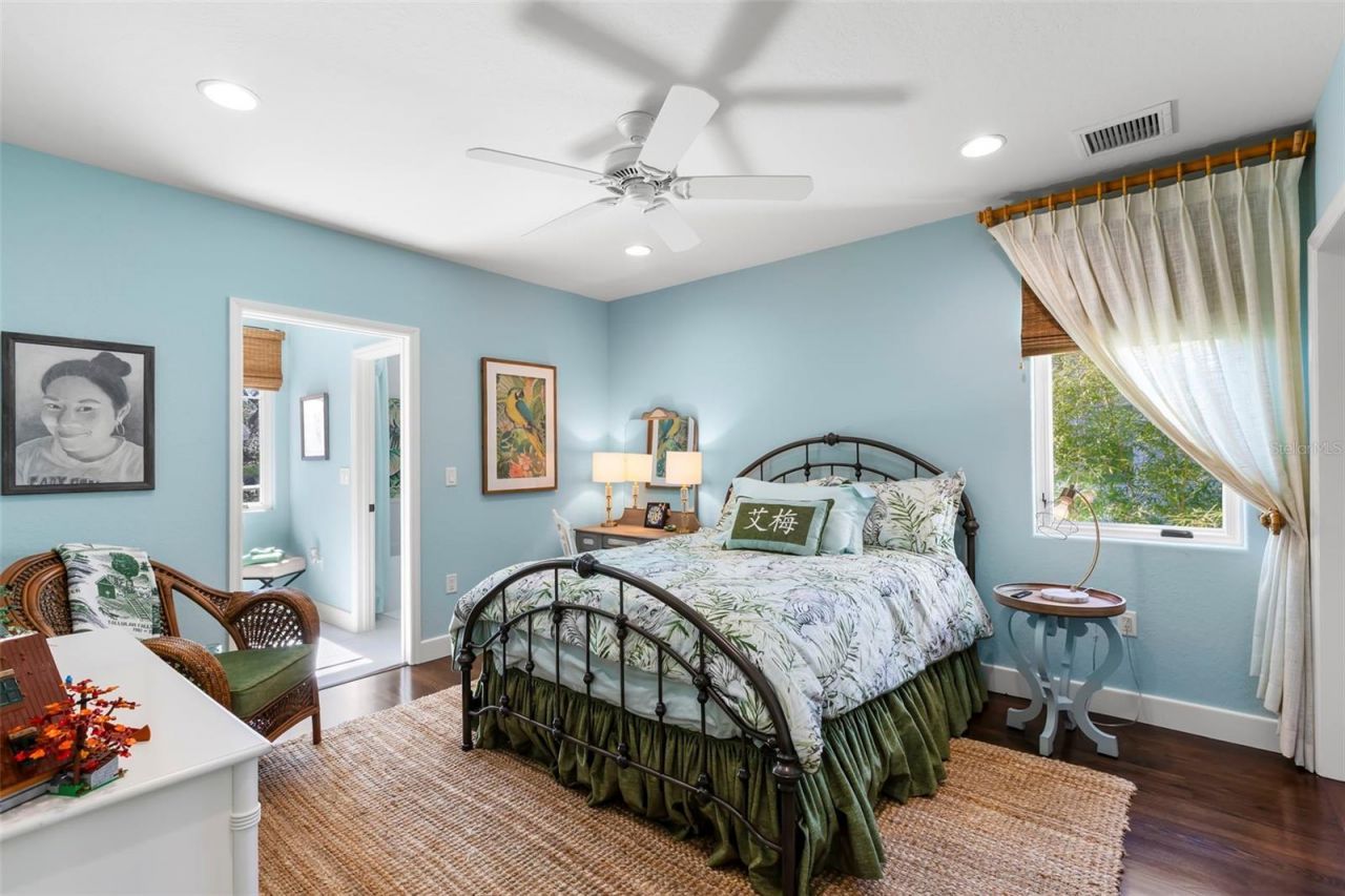 815 15th Avenue Ne, Saint Petersburg, FL 33704 Photo