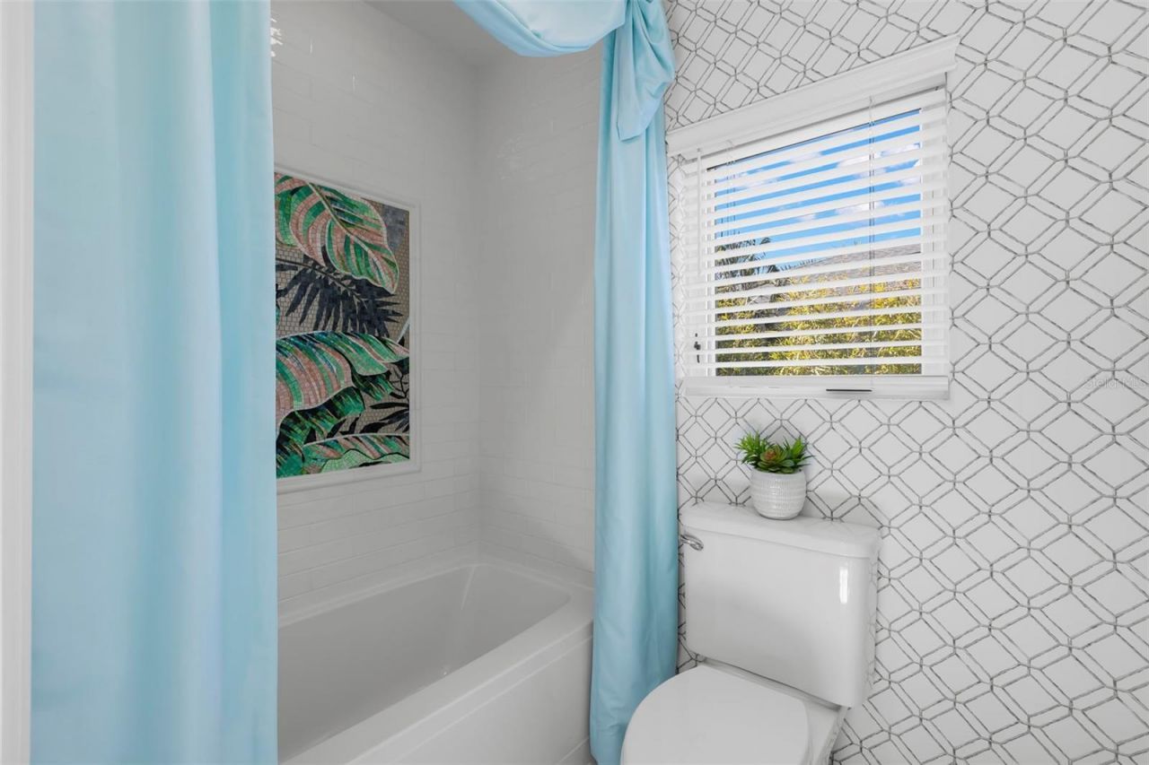 815 15th Avenue Ne, Saint Petersburg, FL 33704 Photo