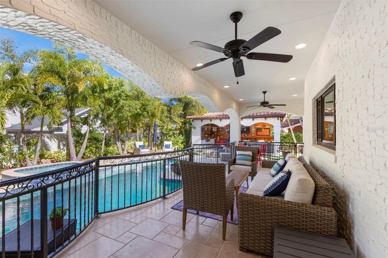 815 15th Avenue Ne, Saint Petersburg, FL 33704 Photo