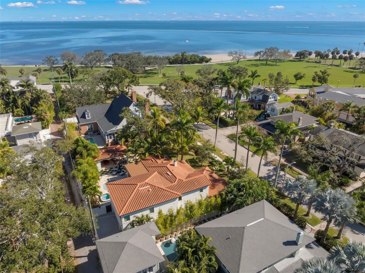 815 15th Avenue Ne, Saint Petersburg, FL 33704 Photo