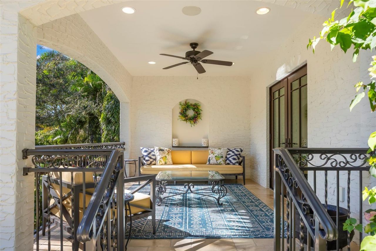 815 15th Avenue Ne, Saint Petersburg, FL 33704 Photo