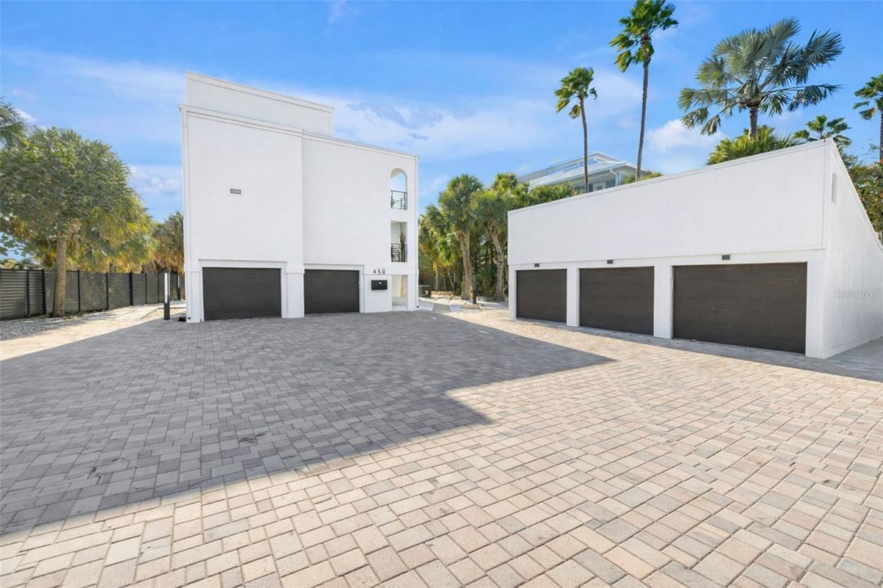 450 Beach Road, Unit 4, Sarasota, FL 34242 Photo