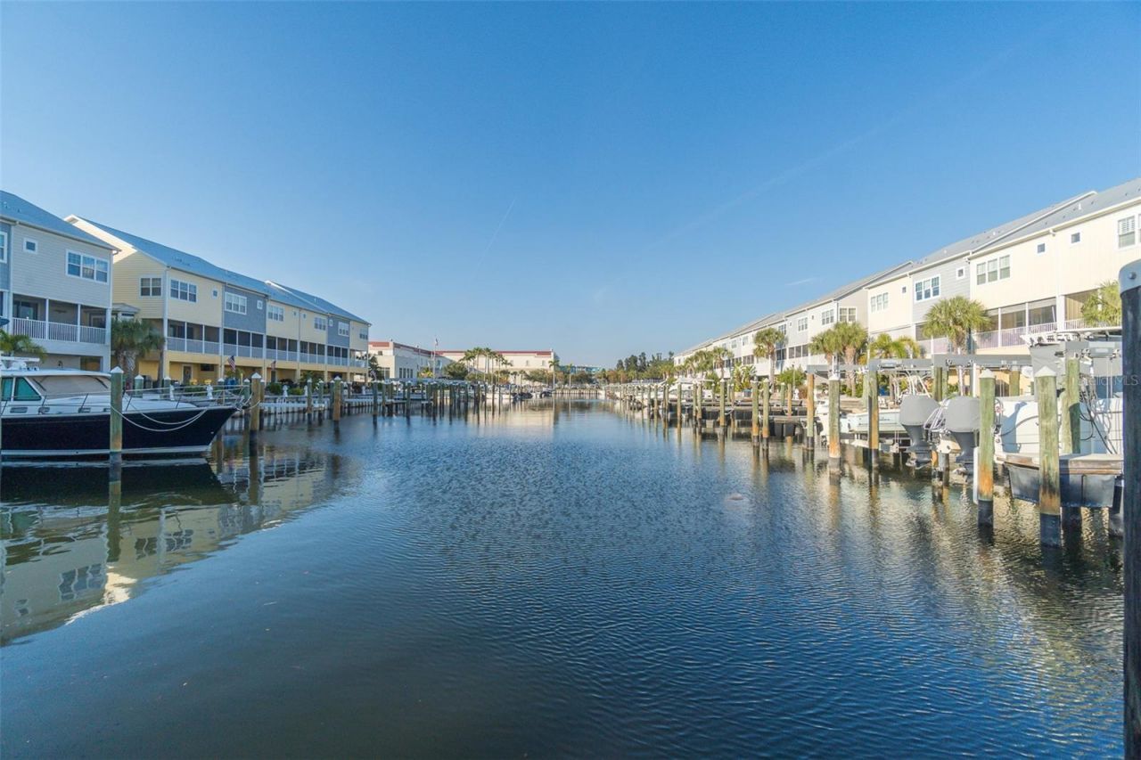 3162 Moorings Drive, Saint Petersburg, FL 33712 Photo