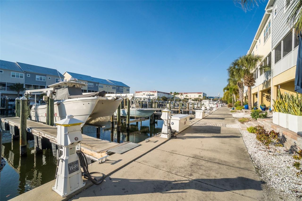 3162 Moorings Drive, Saint Petersburg, FL 33712 Photo