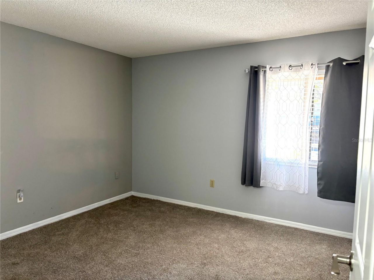 6211 Timber Lake Drive, Unit B9, Sarasota, FL 34243 Photo