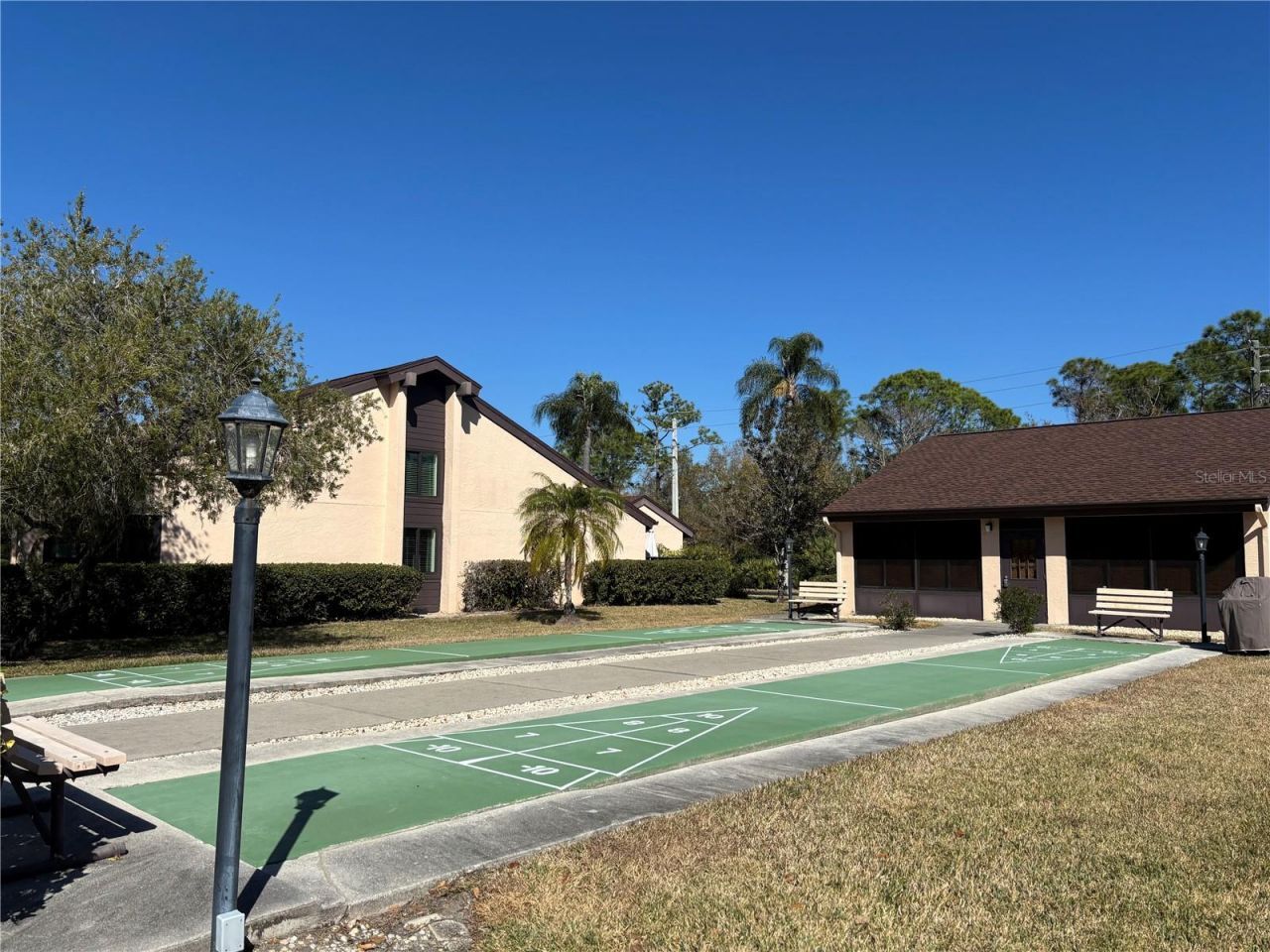 6211 Timber Lake Drive, Unit B9, Sarasota, FL 34243 Photo