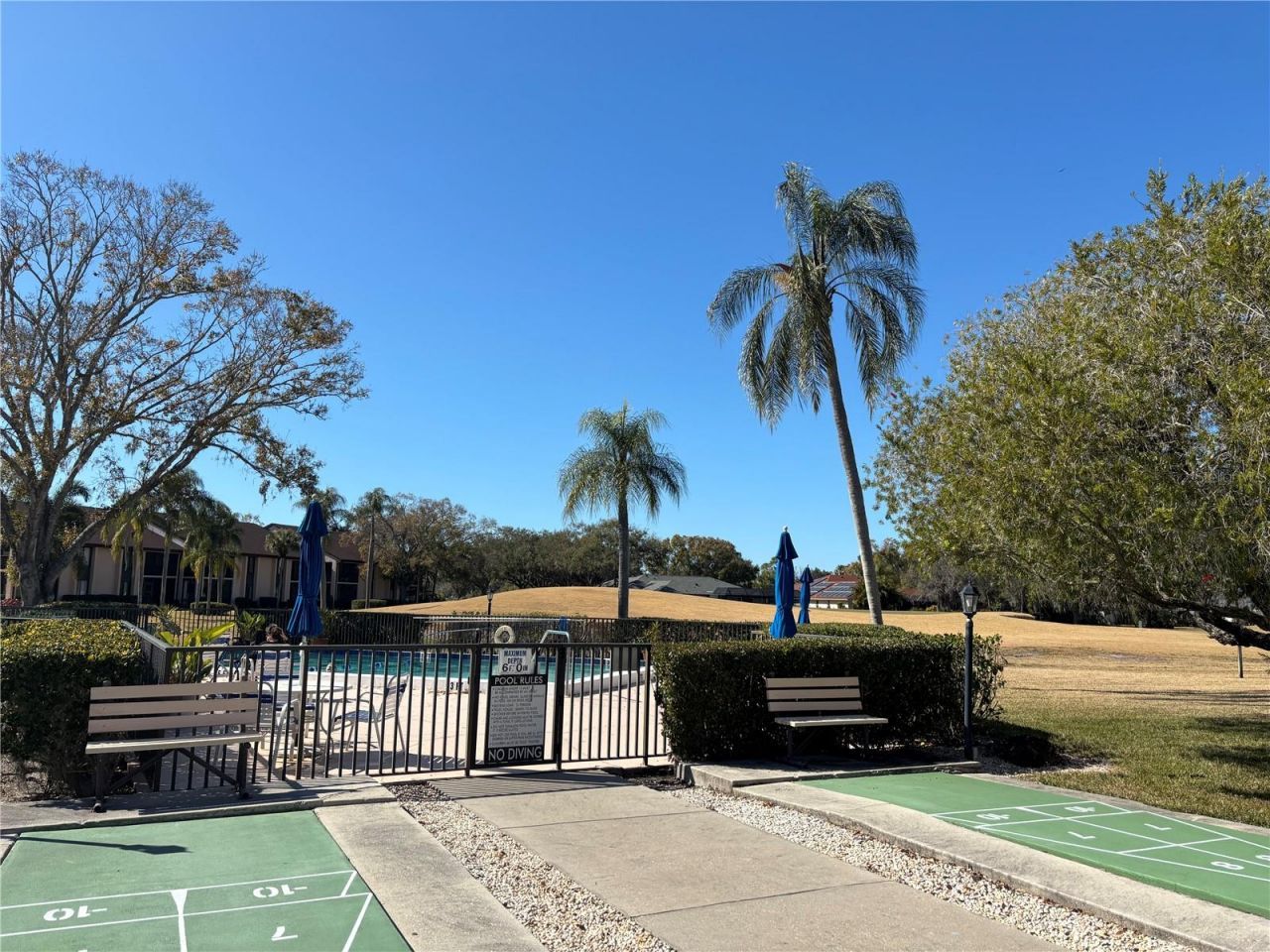 6211 Timber Lake Drive, Unit B9, Sarasota, FL 34243 Photo