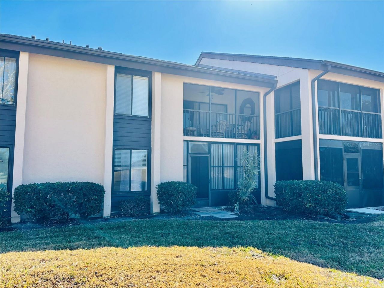 6211 Timber Lake Drive, Unit B9, Sarasota, FL 34243 Photo